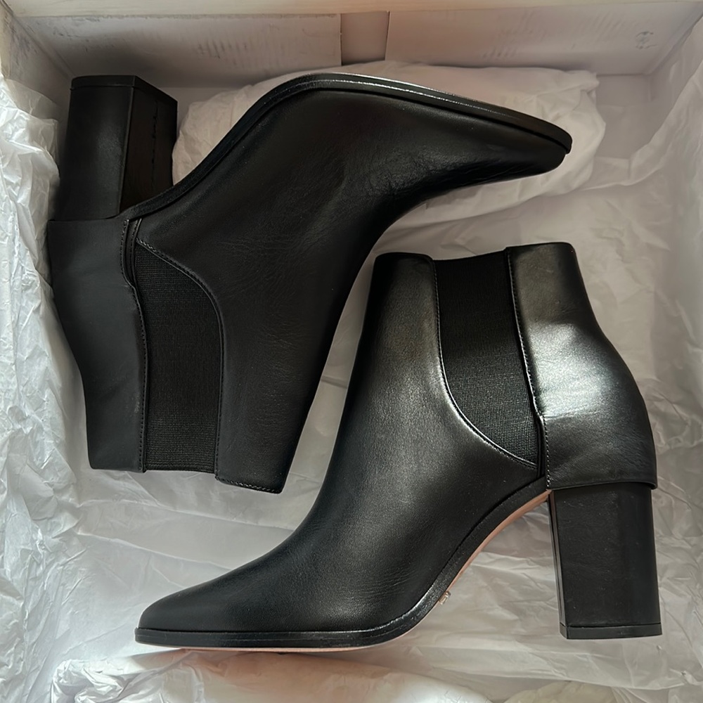 SCHUTZ Leather Ankle Boots, Women’s Size 6, Black